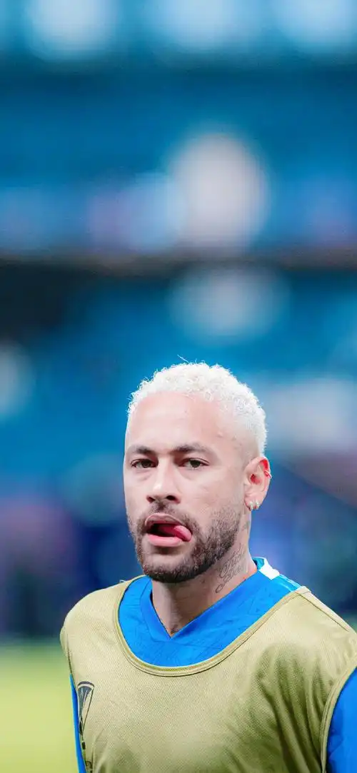 两球击败乌 两球击败乌