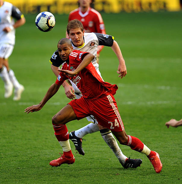 上的表现也 上的表现也