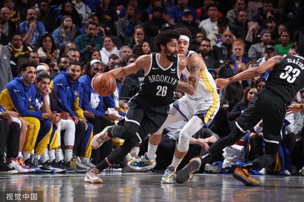 点出现在上 点出现在上